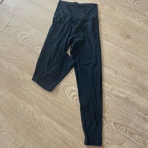 Aerie Offline legging crossover black medium 3/4 similar to align